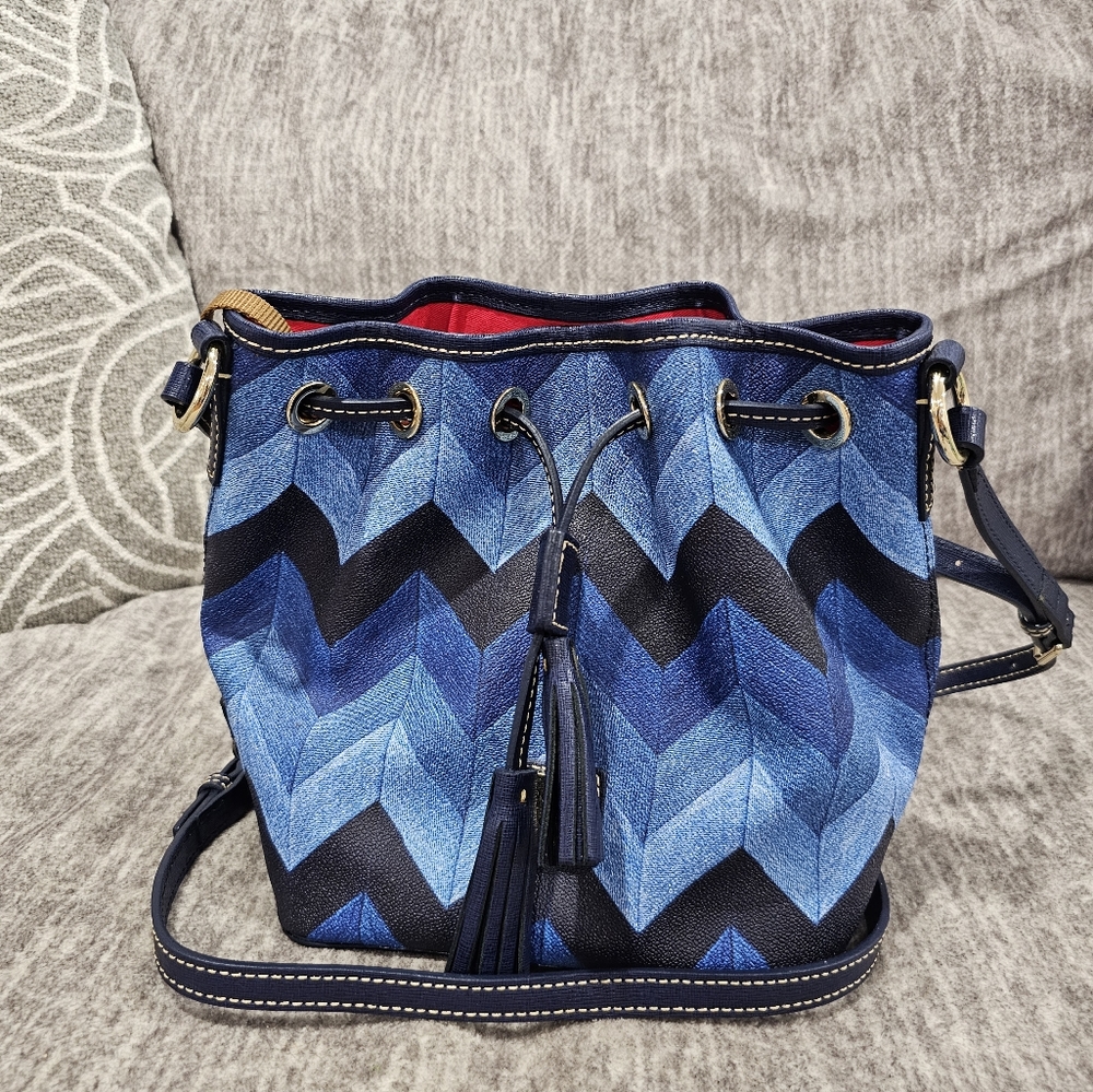 Dooney and Bourke Crossbody